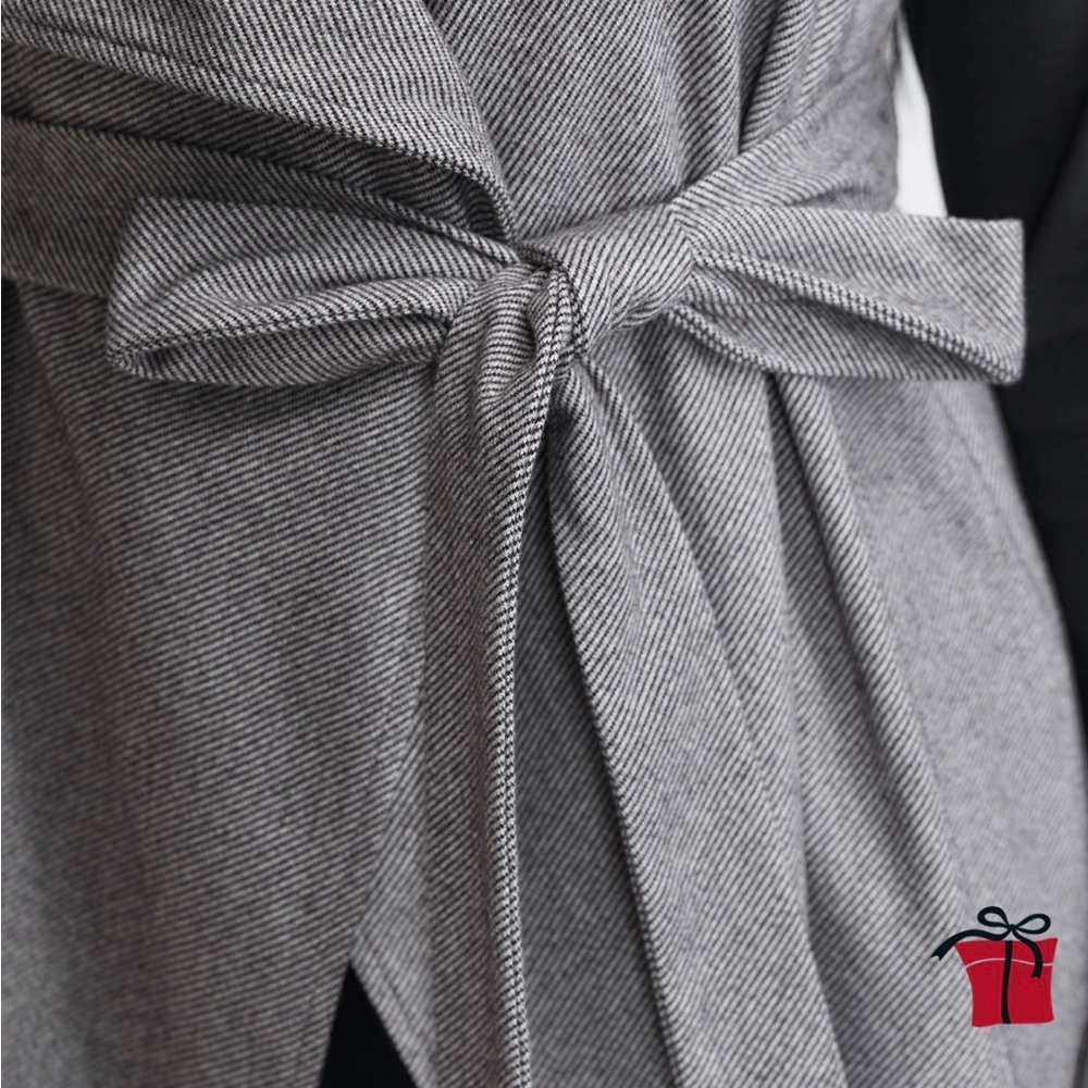 BloomChic Gray Asymmetrical Open Front Vest - Picture 3 of 3